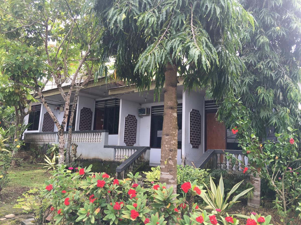 Tamasya Garden Hotel Kotamobagu Ngoại thất bức ảnh